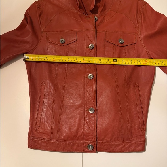 Jakett...etc. Washed Leather Button Front Jacket in Rust - Size Small - Picture 9 of 11